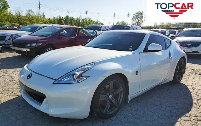 nissan śląskie Nissan 370 Z cena 38000 przebieg: 98000, rok produkcji 2009 z Skoki